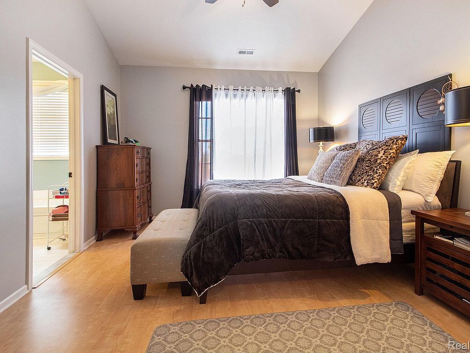 50197 Monroe St #83, photo 12