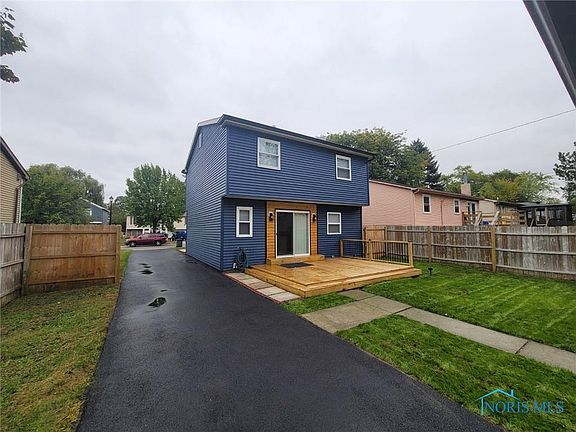 3rd image of 737 W Poinsetta Ave
