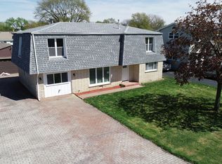 7535 S Ferdinand Ave, Bridgeview, IL 60455