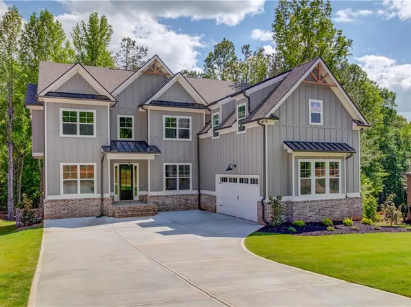 2795 Roller Mill Dr, Jefferson, GA 30549