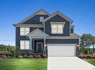 4821 Marquette Dr, Milford, MI