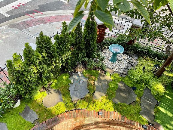 4th image of 1725 5th St NW
