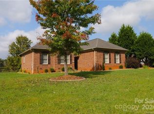 823 Costner School Rd, Bessemer City, NC 28016