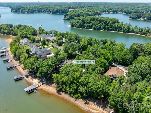313 Windemere Isle Rd, Statesville, NC 28677
