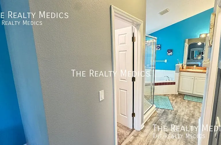 4802 Cumbrian Lakes Dr — Photo 33
