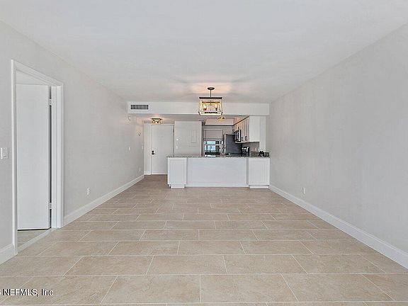 4th image of 707 1ST Street #502