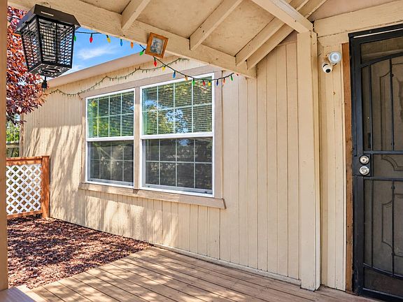 4th image of 3531 Hartvickson Ln #0
