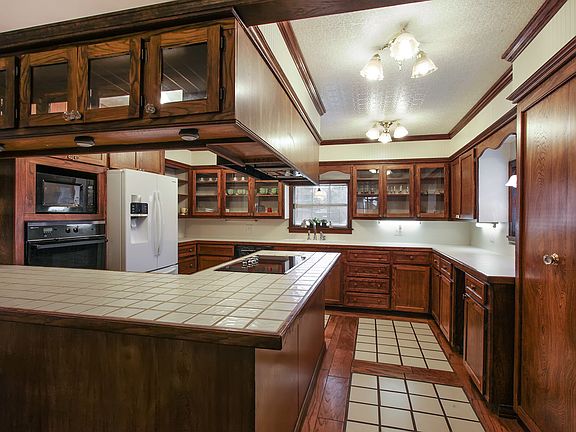 3rd image of 1301 Lasalette Ave