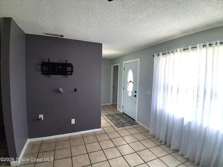 500 Sylvia Rd — Photo 13