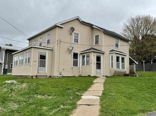 120 N Main St, Patch Grove, WI 53817