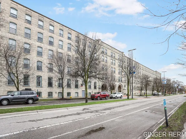 940 Monroe Ave NW Unit 321, Grand Rapids, MI 49503