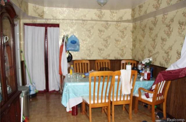 2nd image of 39420 University Dr