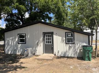 210 Cates St, Bridgeport, TX 76426