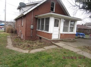 563 E Waterloo Rd, Akron, OH 44319