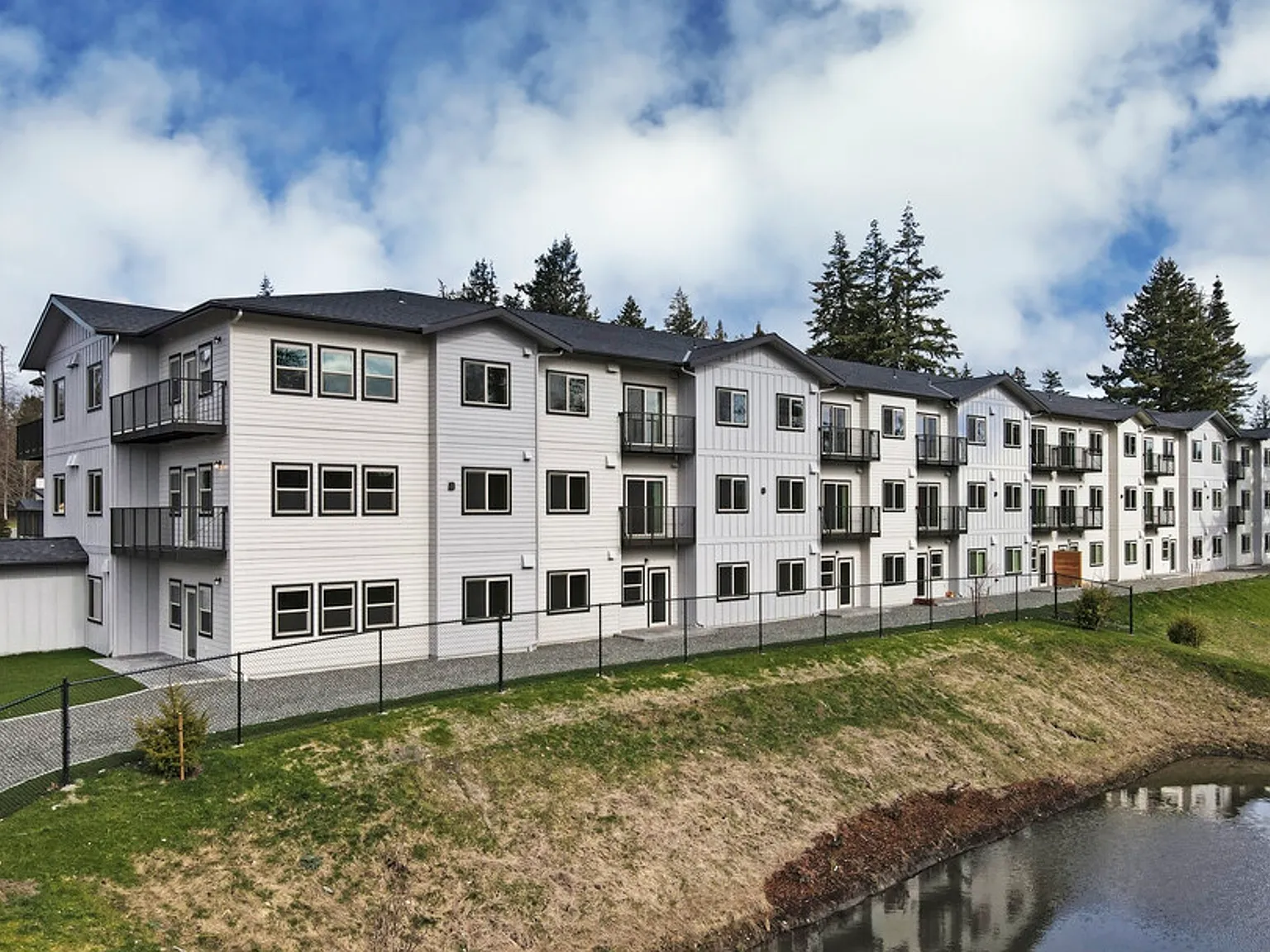 Cedar Grove Apartments — Photo 3