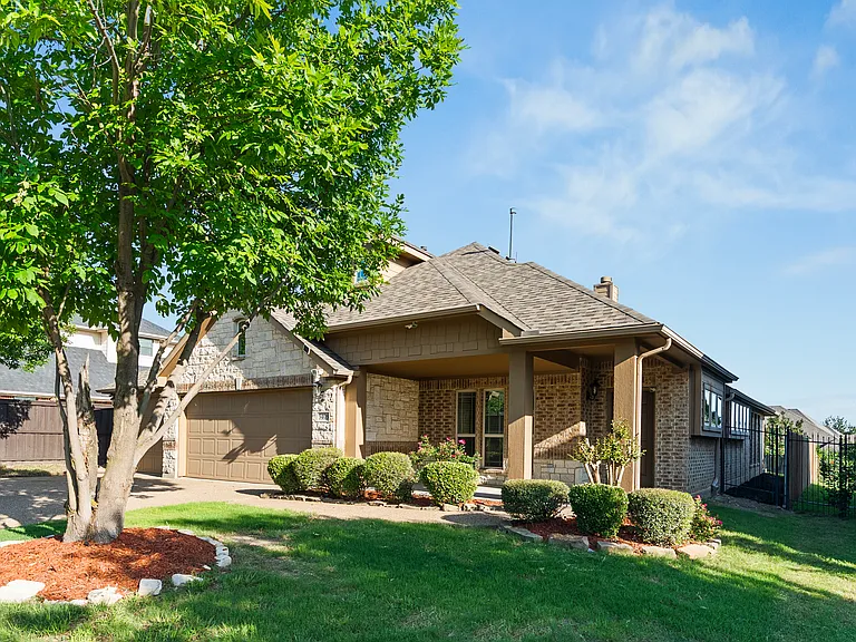 5409 Sierra Ridge Dr — Photo 3