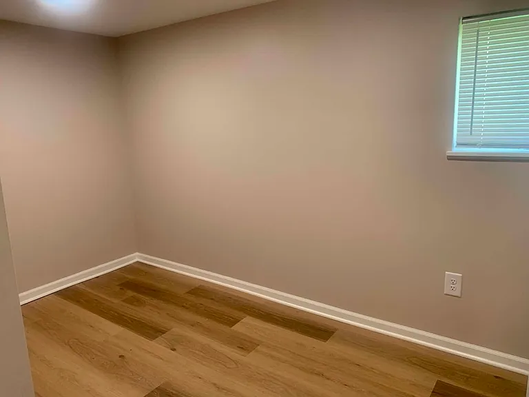 10623 S Mackinaw Ave — Photo 5