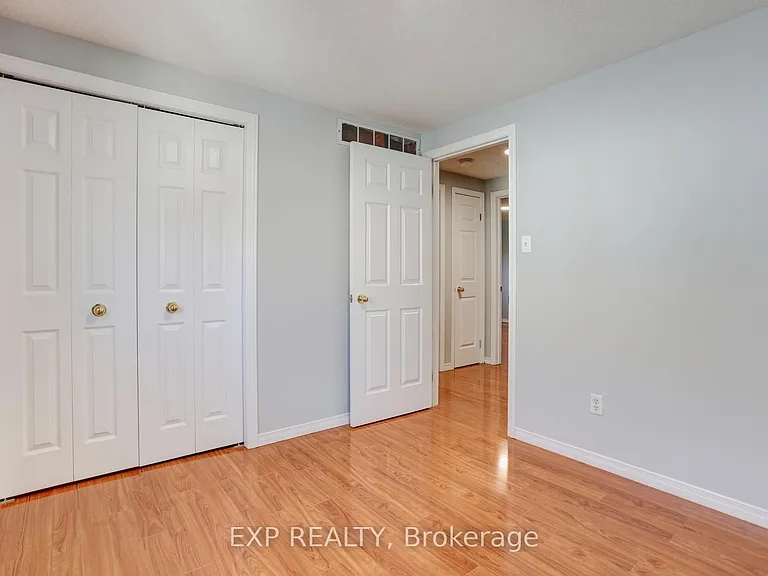 163 Daimler Dr — Photo 36