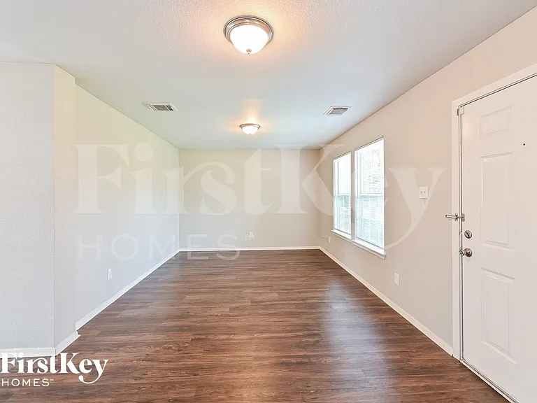 19319 Richland Springs Dr — Photo 3
