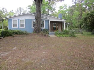 1112 Dean Forest Rd, Savannah, GA 31405