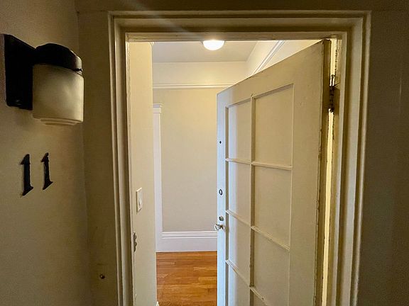 2nd image of 1045-1049 Bush St #1202R