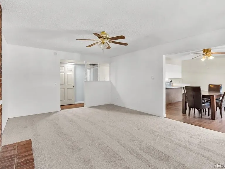 1685 S Kenton Way — Photo 6