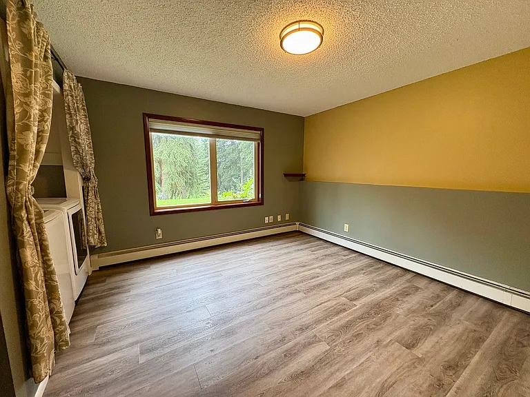 1309 Overhill Dr — Photo 18