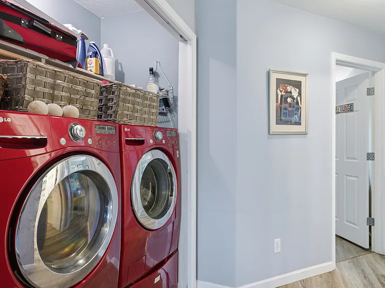 17264 SW Berkeley Ln — Photo 2