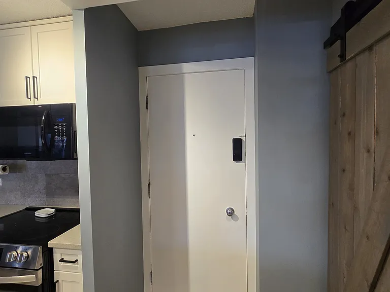1027 Cameron Ave SW #108 — Photo 2