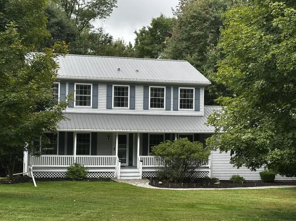 103 Woodhouse Ct, Wellsboro, PA 16901