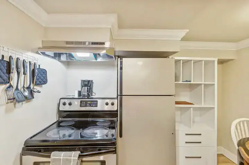Placement Only - 7215 S 120th ST - 1 — Photo 2