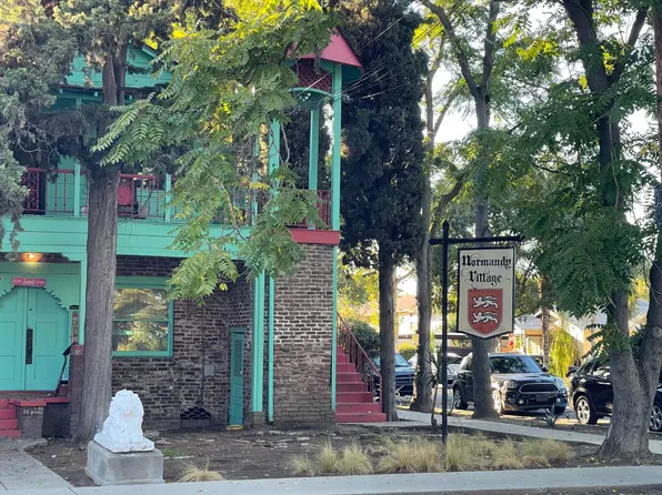 840 E Brown Ave, Fresno, CA 93704