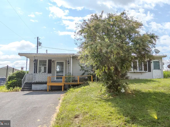 60 5th Ave, Fayetteville, PA 17222