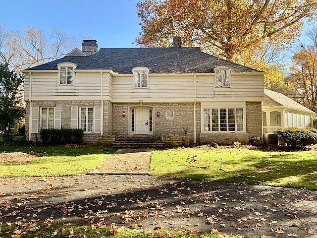 1st image of 267 Tucker Dr