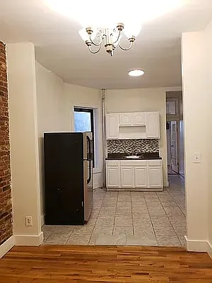 Rented by Signature Property Realty | media 23