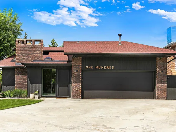 100 Wolf Willow Cres NW, Edmonton, AB T5T 1T2