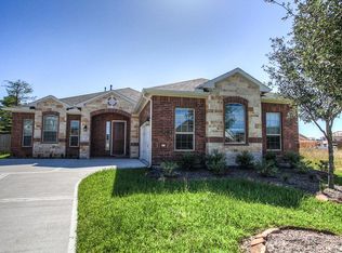 114 Crown Point Ct, Magnolia, TX 77354