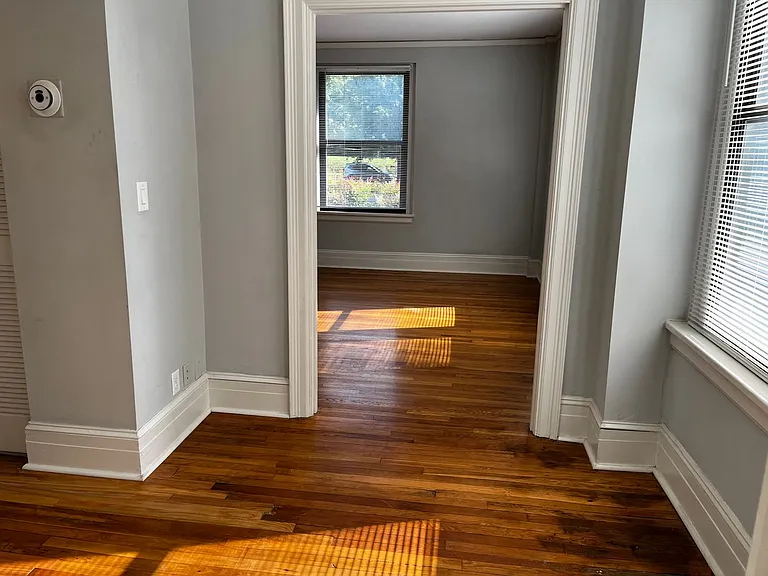 Fort Wood Apartments — Photo 19
