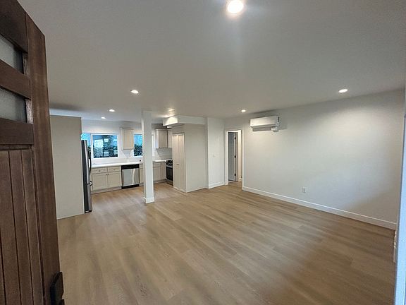 3rd image of 559 Sunset Ave #5