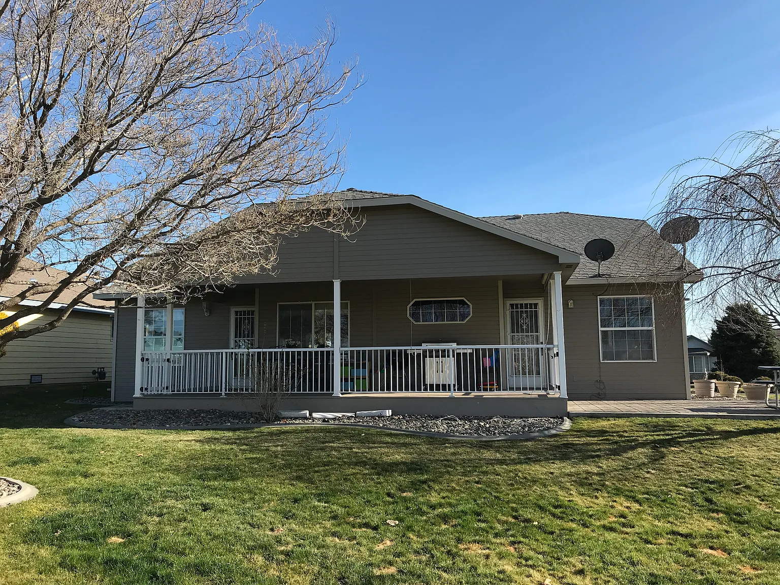 145 Willow Cir photo 1