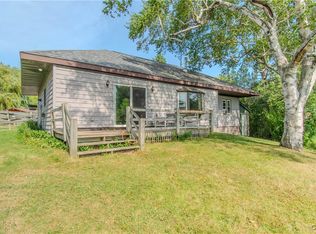 17619 Hy Knoll Dr, Sackets Harbor, NY 13685