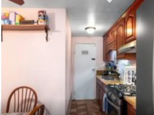 (undisclosed Address), Maywood, CA 90270