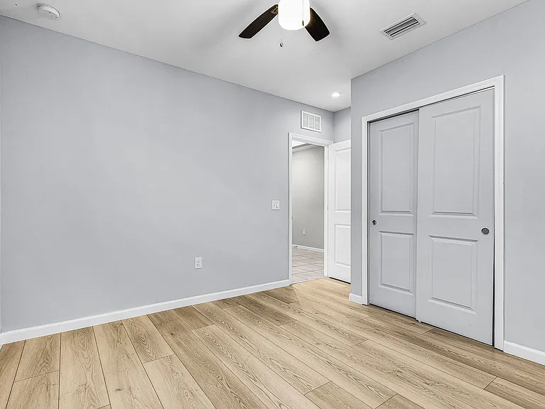 16033R Beachberry Dr — Photo 14