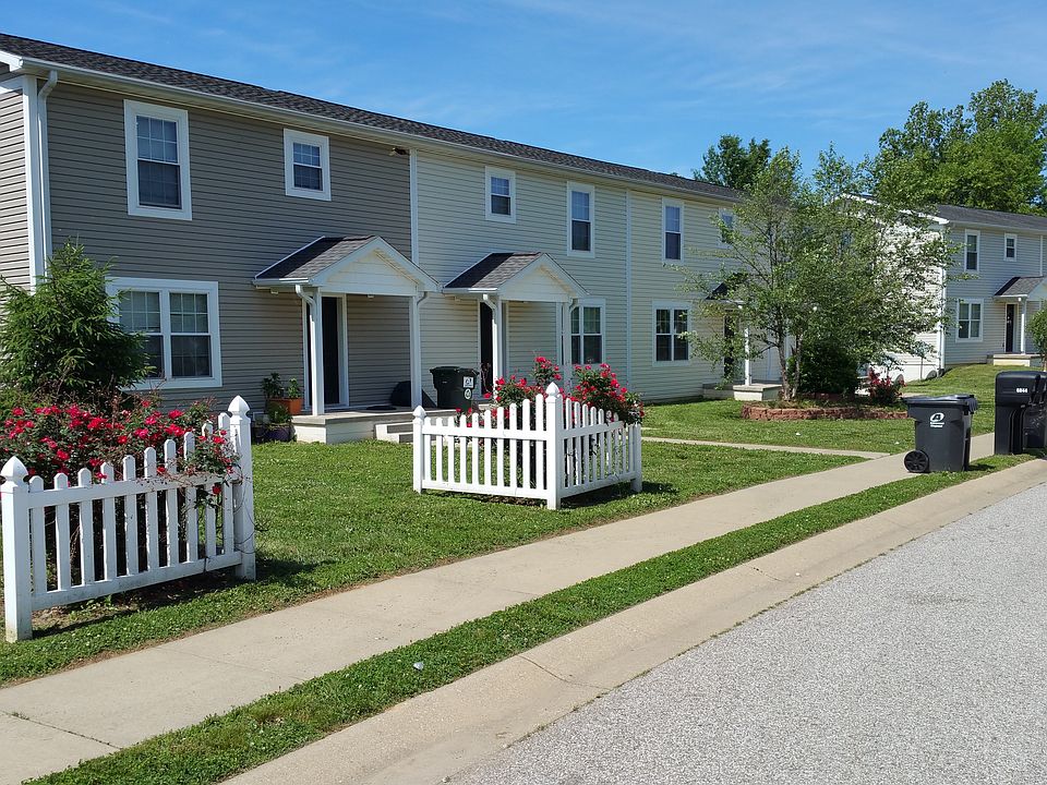1st image of 6822 Lexington Dr