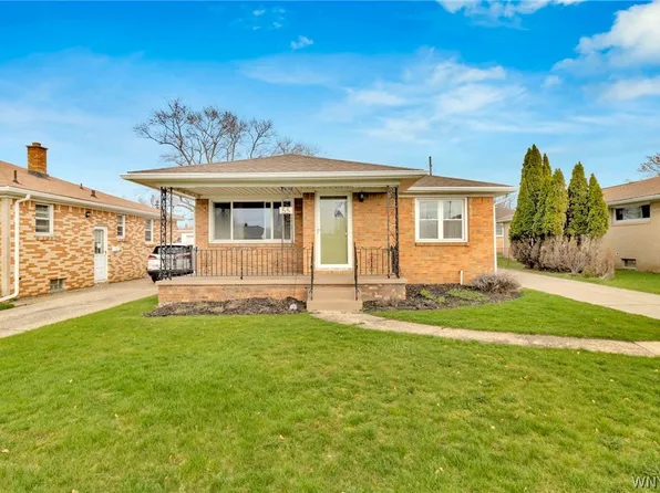 55 Ceil Dr, Cheektowaga, NY 14227