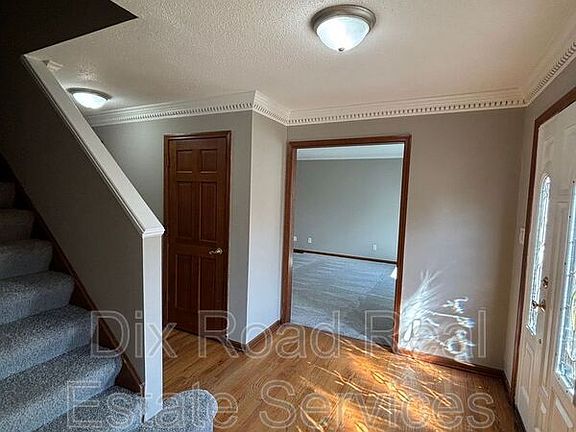 5th image of 4537 Rosewood Ct