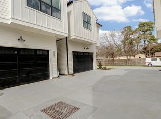 Grove at Oak Forest, Houston, TX 77018