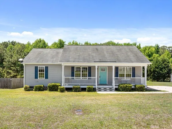 292 Critcher Farm Ln, Benson, NC 27504