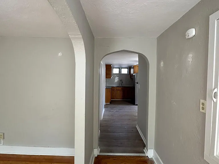 19 Brown St #3 — Photo 12