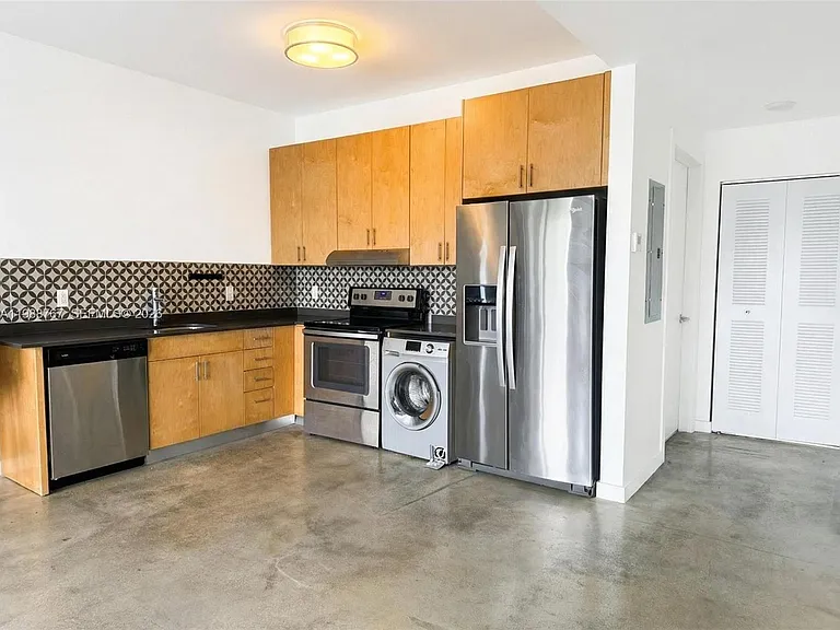 765 NW 1st St #301 — Photo 5